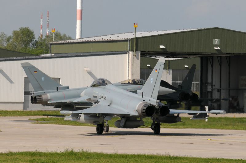 comp_pic27 by Jens Schymura.jpg - After a successful mission the TLG73 Eurofighters come back to their hangars so called “six-packs” 